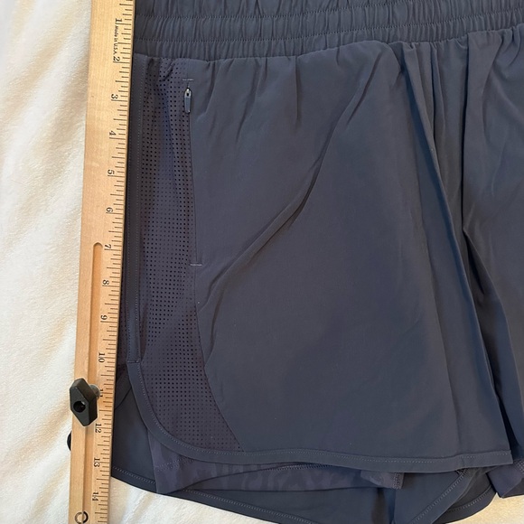 Peloton Double Layer Run Shorts Women’s M Navy Blue Running Track Field Sports - Picture 5 of 8
